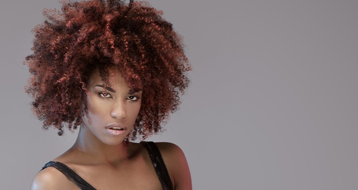 Dicas de como fazer luzes vermelhas no cabelo